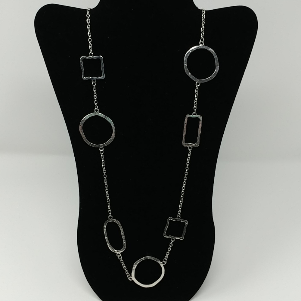 NWT Long Length Geometric Shape Link Necklace